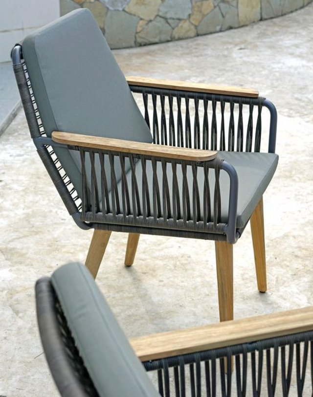 Shadow Mist Wicker Chair Set